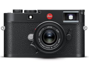 Leica M11 in black with 35mm Summicron APO